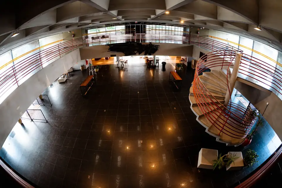 Hall central e foyer