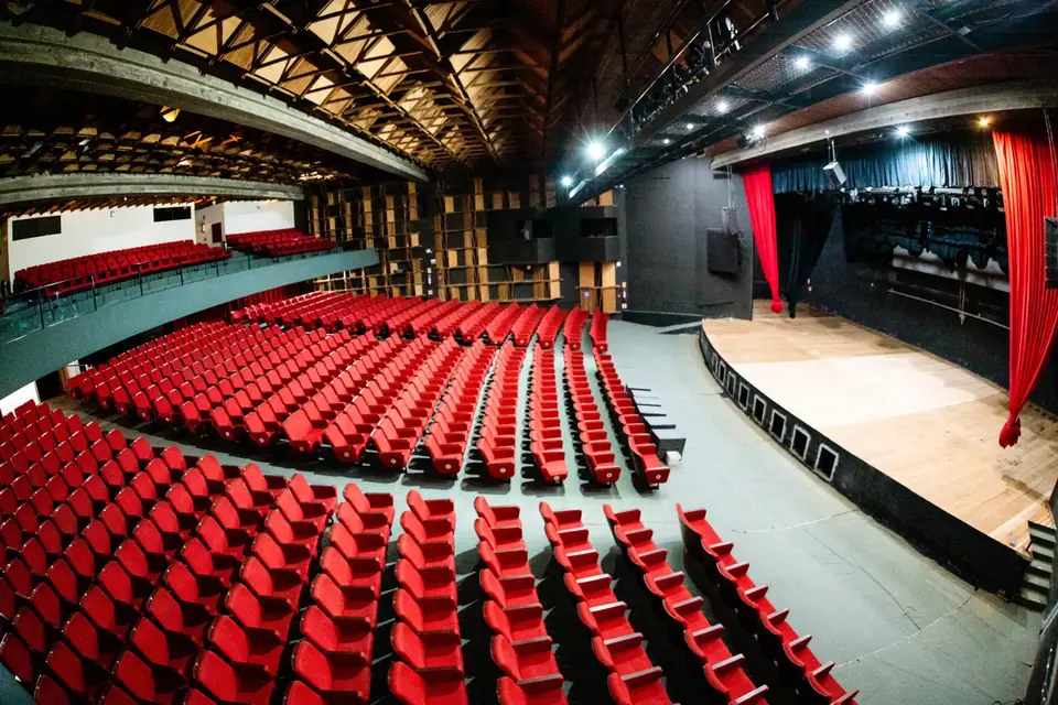 Palco lado esquerdo
